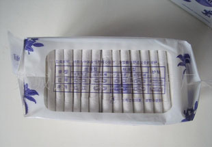 供應(yīng)240MM尺寸超低價(jià)衛(wèi)生巾