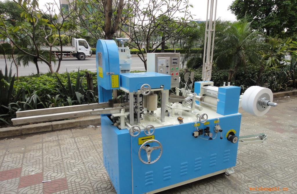 本公司供應高速餐巾機、高速擦手機