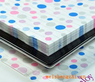 供应个性印刷彩色餐巾纸彩色手帕纸巾广告纸餐巾