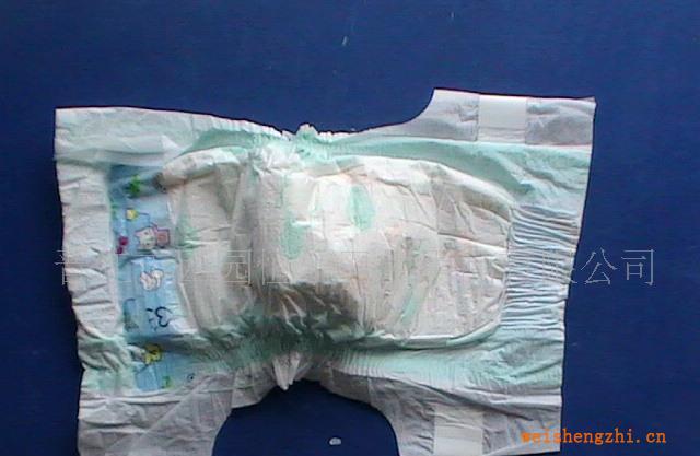 外贸纸尿裤OEM加工工厂加工外贸纸尿裤进口材料高品质尿裤