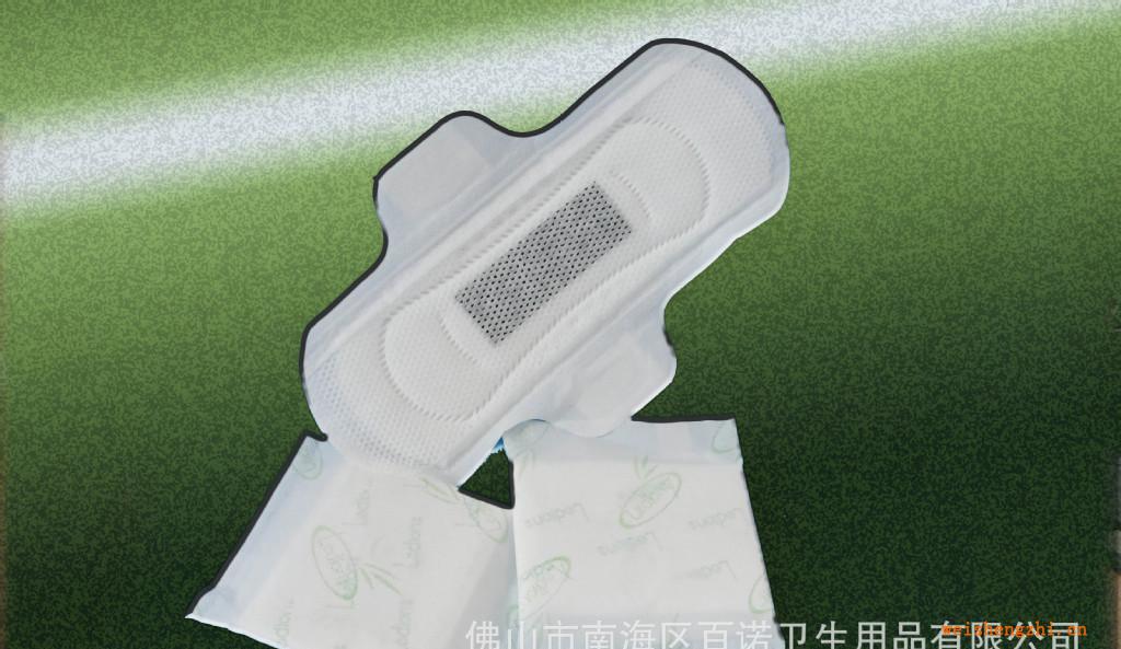 樂點(diǎn)點(diǎn)3D立體防漏超強(qiáng)吸收衛(wèi)生巾干爽、透氣、無感覺