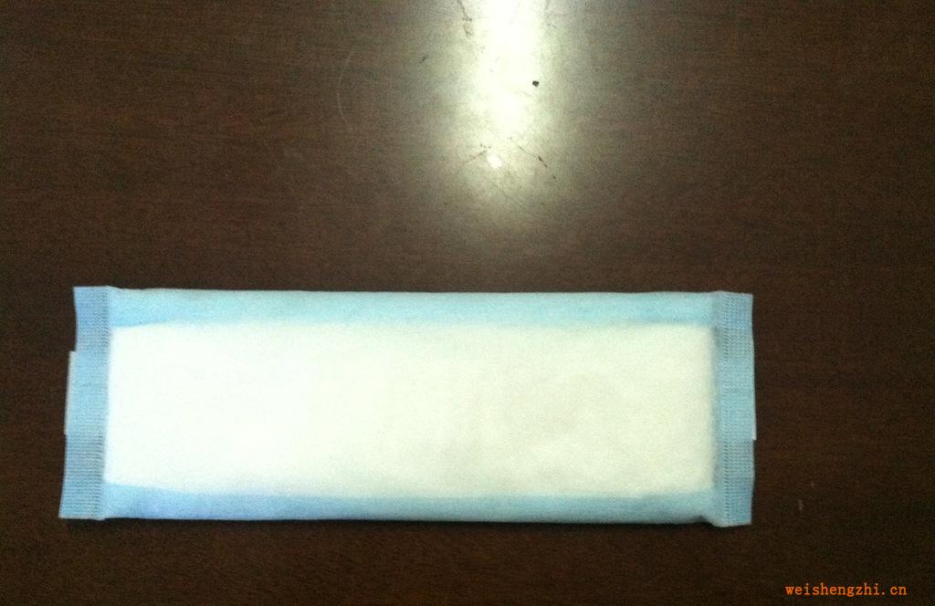 供應(yīng)一次性直條巾，一端封口，一端不封口，內(nèi)可再置內(nèi)袋