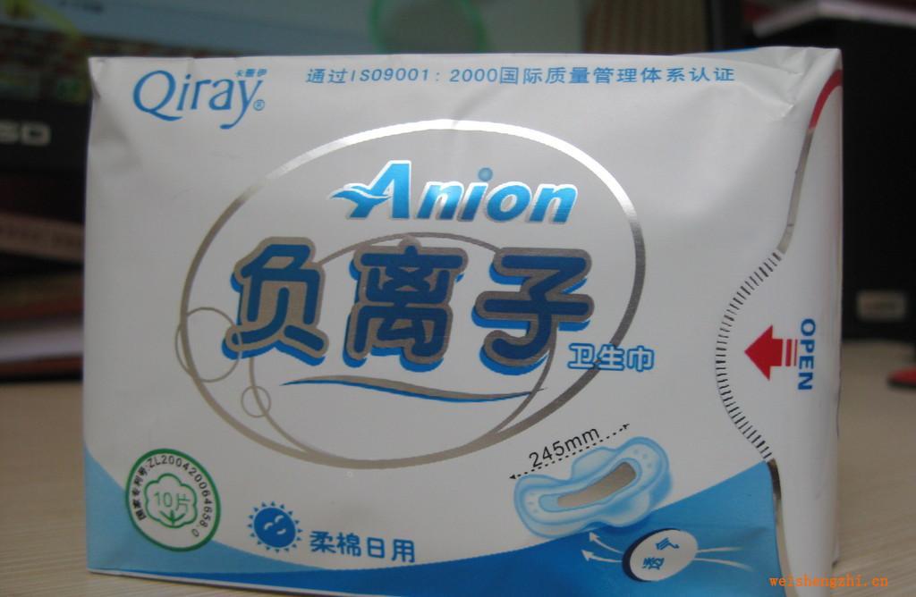 低价供应条形包负离子超强吸收卫生巾