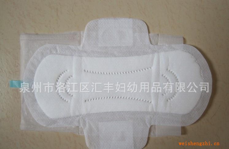 貼牌加工迷你180加長衛(wèi)生護墊迷你巾