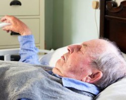 使用成人纸尿裤的注意事项