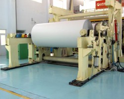 两大纸业巨头抢建千亩造纸基地破原料危机